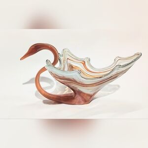 Beautiful Blown Glass Swan Center Piece Bowl
